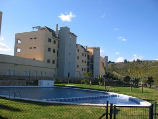 alquiler-apartamento-torre-bellver-piscina