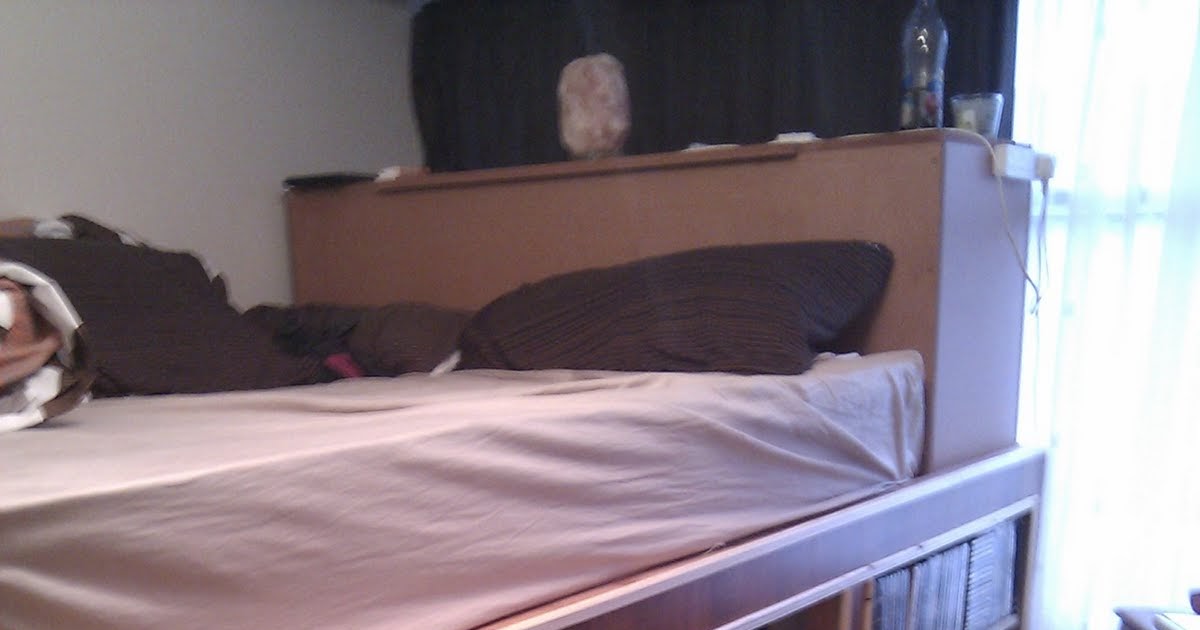 TOM FLOORING sleeping gallery with built in wardrobe