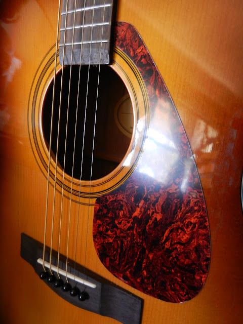 yamaha honey colored guitar yamaha honey colored guitar