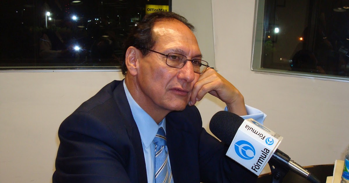 Una Hora con Usted Lic. Eugenio Ruiz Orozco. Notario Público Nº 81 y