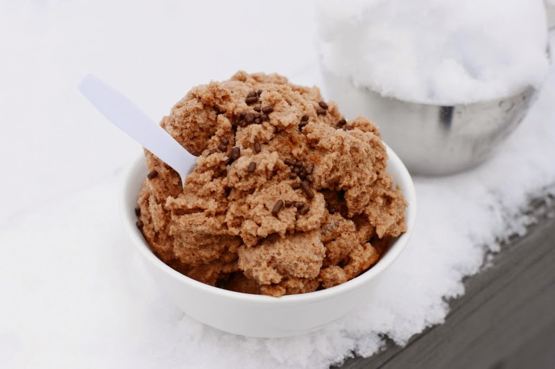 How to Make Snow Cream {+ 5 Different Flavors of Snow Ice Cream} The