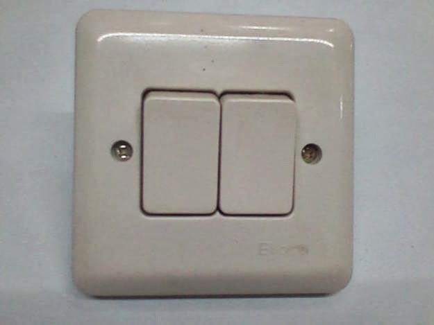 Cara memasang Saklar Double INSTALASI LISTRIK RUMAH TANGGA