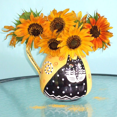 Sunflowers in a Vase : A Laurel Burch Cat Vase Sunflowers in a Vase : A Laurel Burch Cat Vase