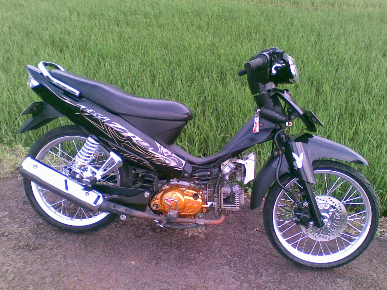 Foto Gambar Modifikasi Yamaha VEGA Terbaru Foto Gambar Modifikasi Yamaha VEGA Terbaru