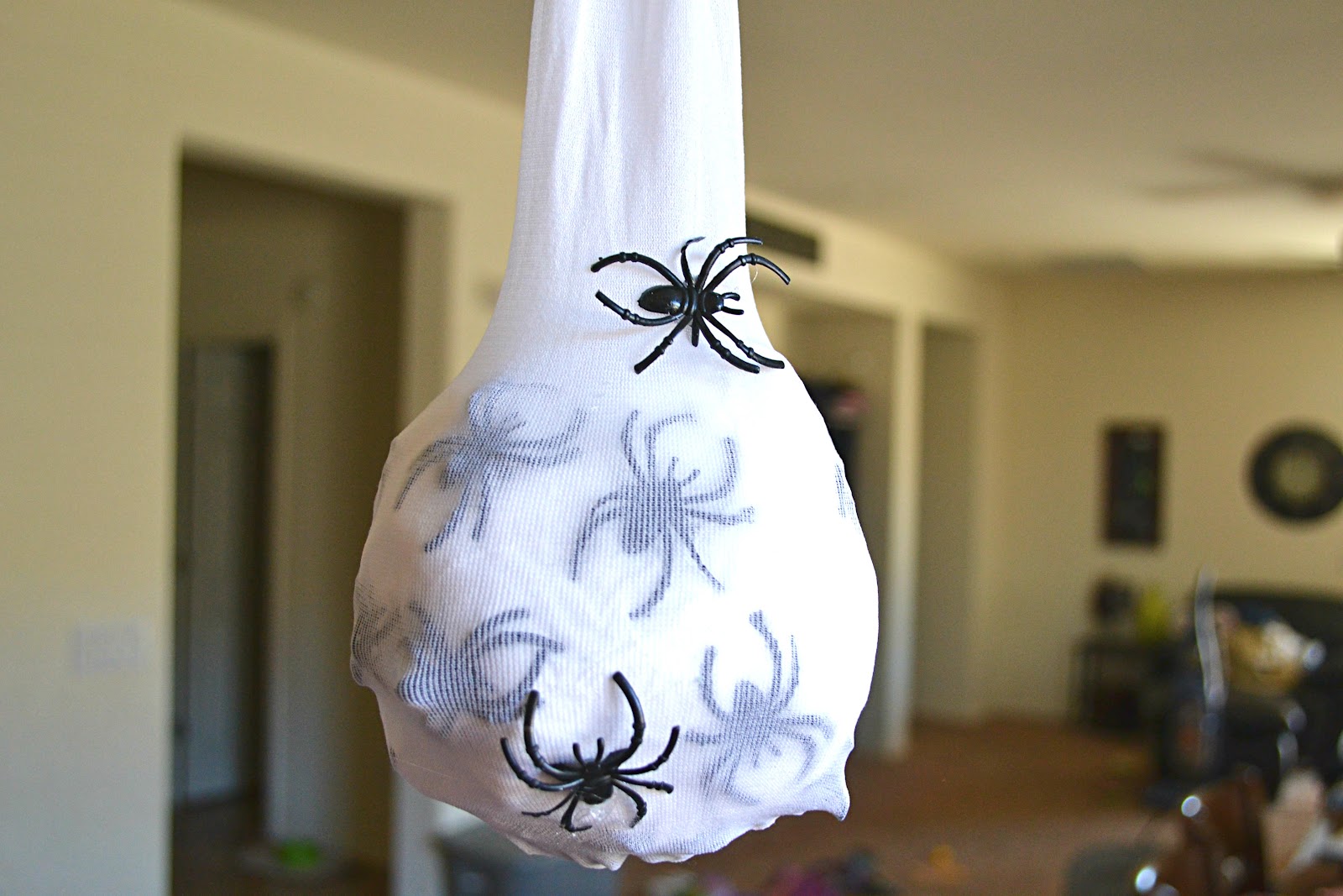 Bellapia Designs Giant Spider Egg Sack
