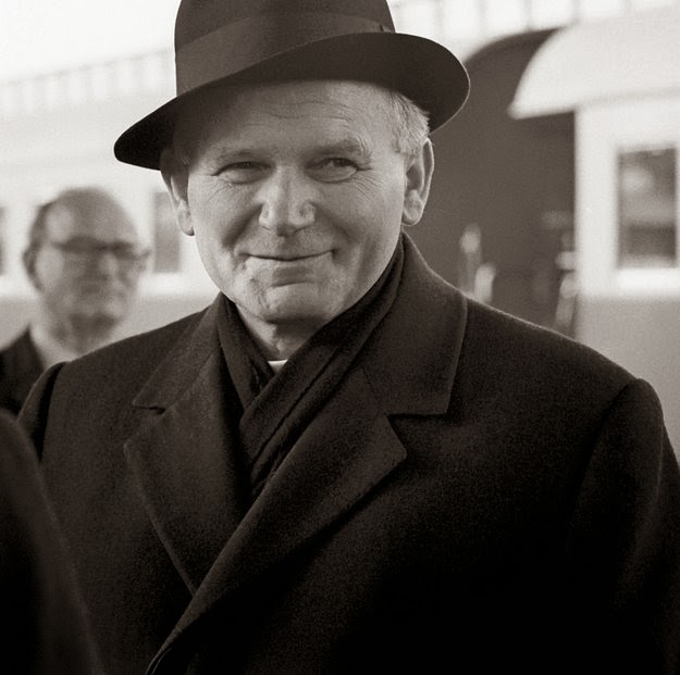 http://i.iplsc.com/jan-pawel-ii/000375VJUDEVAON7-C116-F4.jpg