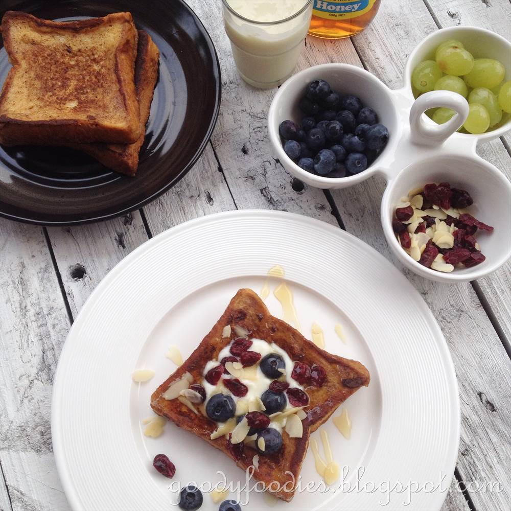 GoodyFoodies Recipe French Toast with Honey Yogurt
