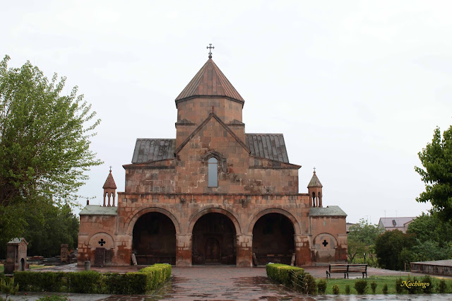 Una semana en Armenia - Blogs de Armenia - 12-05-15 Geghard, Garni, Echmiadzin, Zvartnorts. (15)