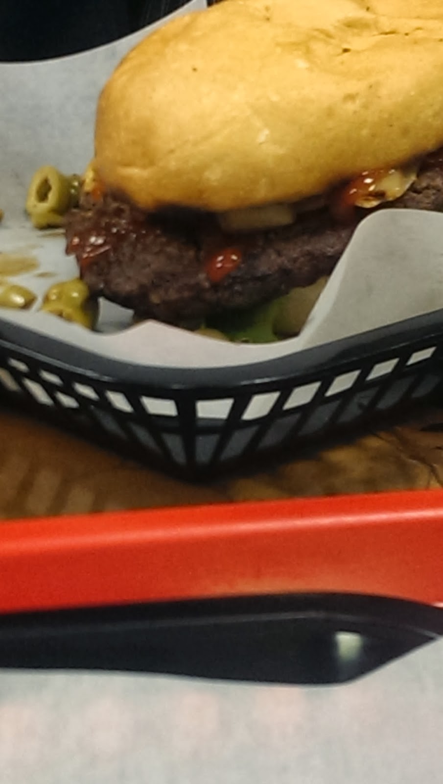 Zain's Halal Reviews Olive Burger Dallas's Answer to M&M Grill