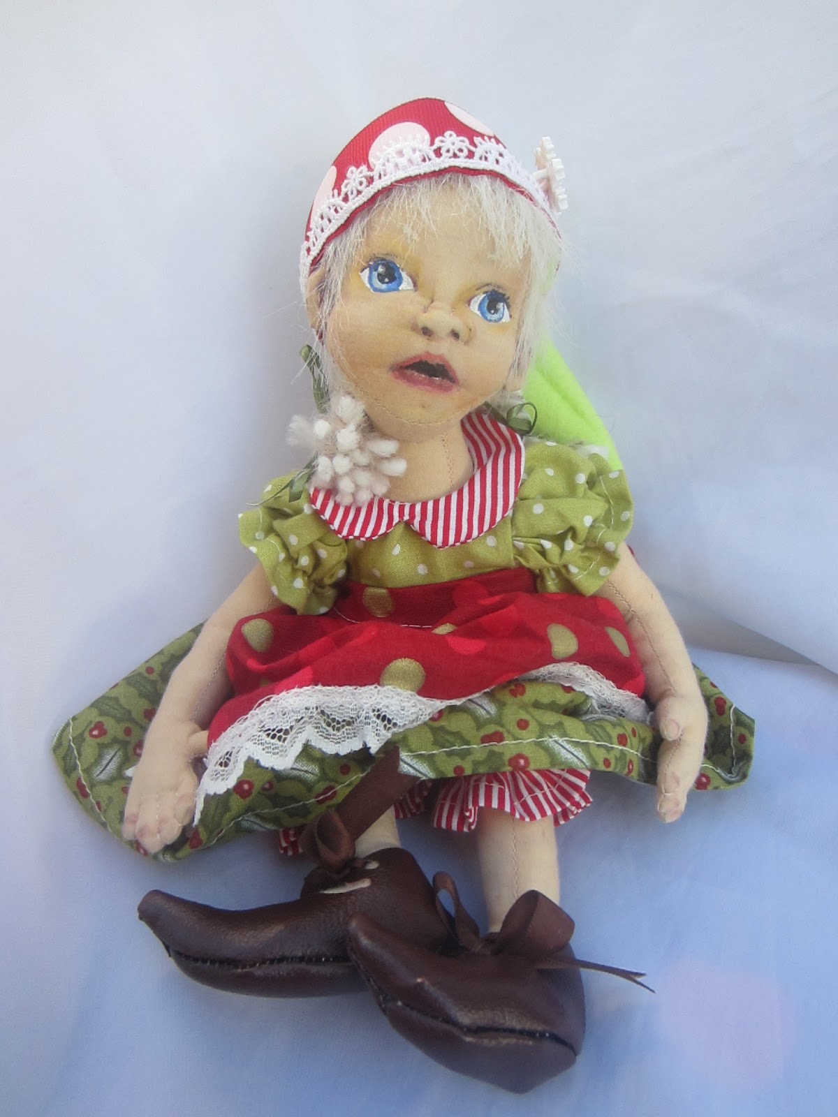 3sisters Holly Elf on the Shelf A New Doll