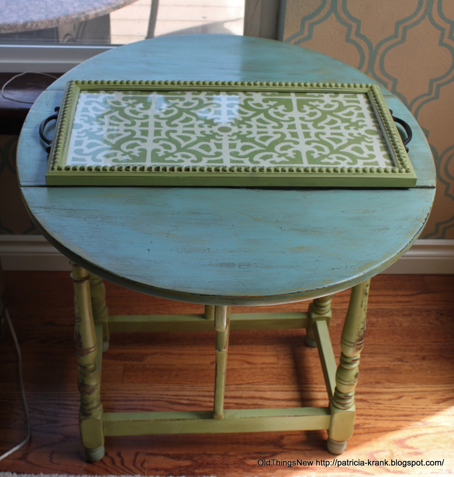 A Beachy Side Table Old Things New