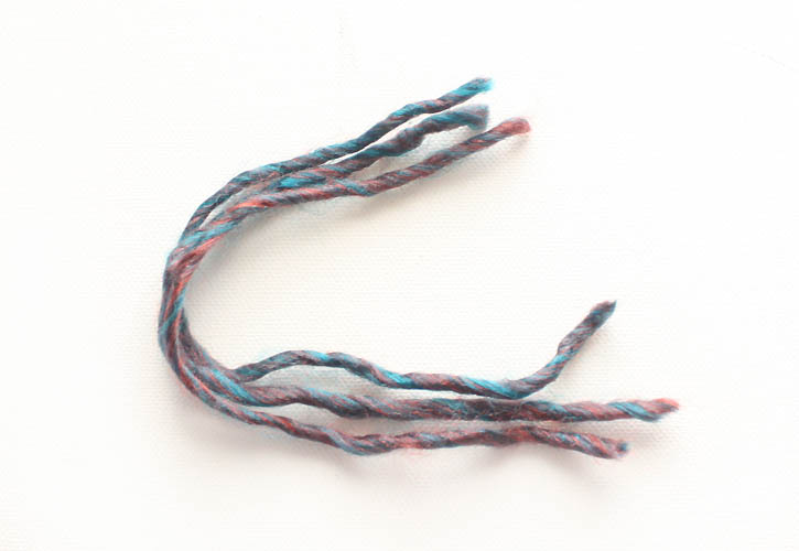 Tassel Cowl [knitting pattern] Gina Michele