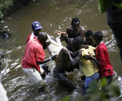 Photos: Woman rescued as she attempts suicide in Kenya