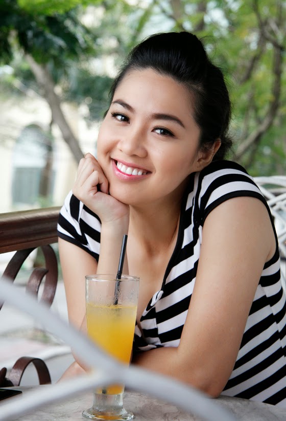 Xem Phim Bóng Tối Rực Rỡ Xem Phim Bóng Tối Rực Rỡ - Bong Toi Ruc Ro VTV9