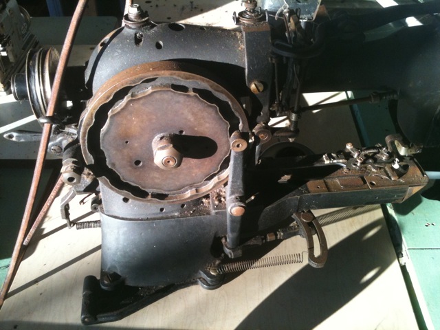 Button Attaching Machine