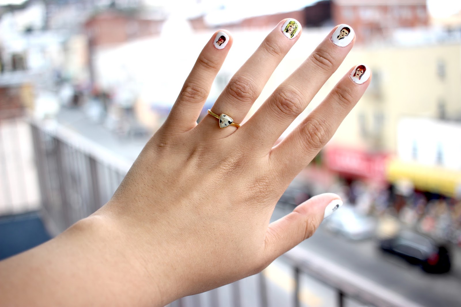 Nails of the Day | David Bowie Nails | Laura Neuzeth