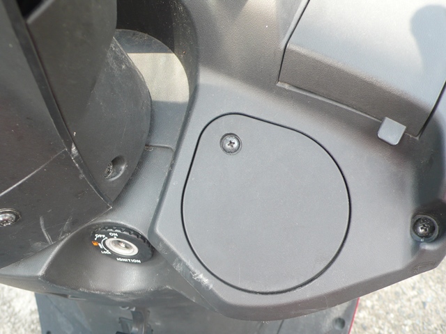 はじめてのバイクはrv0i 冷却水の補充