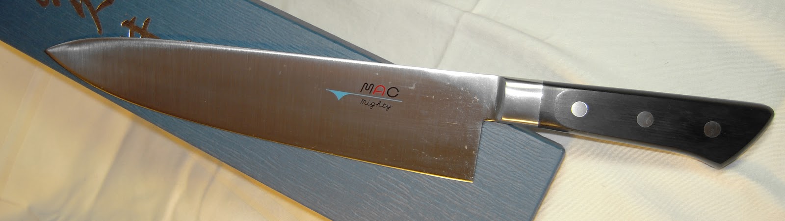 Japan MAC MBK-95 Mighty French Chef's Knife Professional Series 9-1/2 Blade