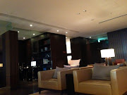 My Daily Life in London: Airport Lounge in Tokyo & Heathrow T5 . (aphoto)