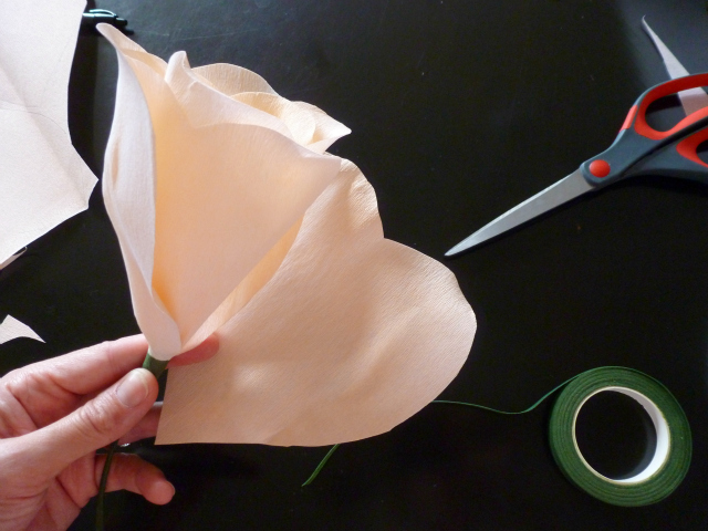 DIY-Crepe-Paper-Flower-Tutorial DIY-Crepe-Paper-Rose-Tutorial