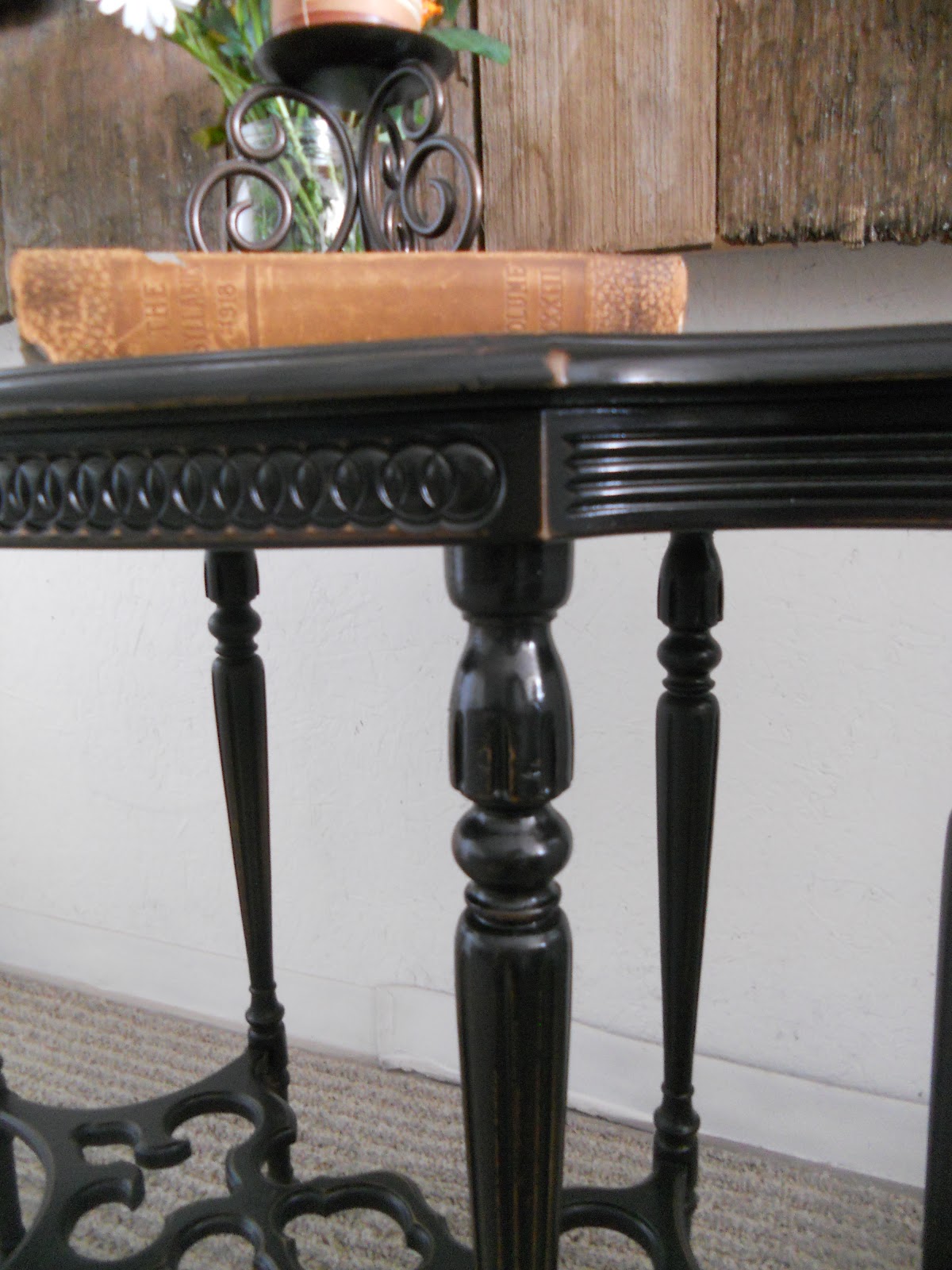 {createinspire} Antique Table
