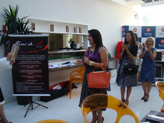 Confraternização e Desfile de Mulheres de Sucesso