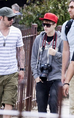 foto justin bieber terbaru dan terkeren 2011