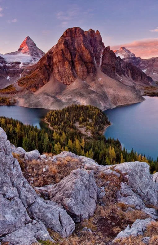 Mount Assiniboine,Canada