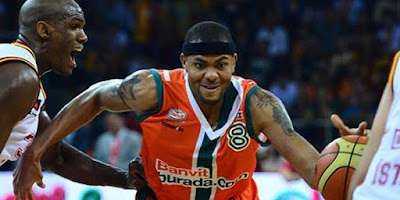 Chuck Davis resmen Galatasaray'da!