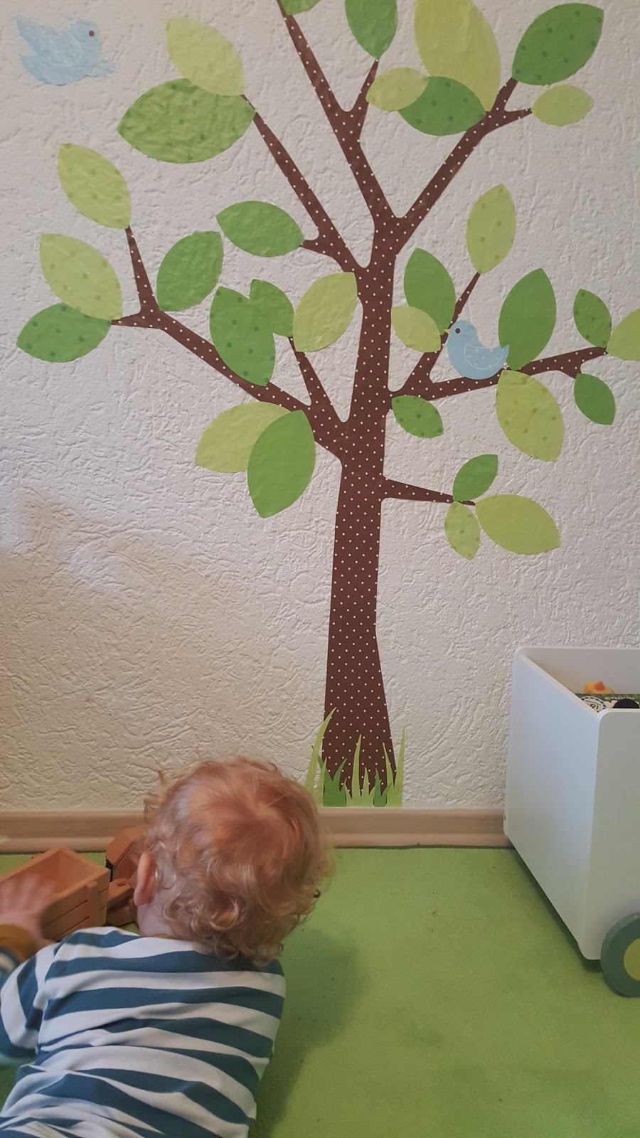 Frischer wind im kinderzimmer: roommates wandtattoos von ...