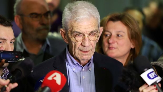 Αναδίπλωση Μπουτάρη για το αεροδρόμιο Μακεδονία: Κοιμόμουν και μπερδεύτηκα! Αναδίπλωση Μπουτάρη για το αεροδρόμιο Μακεδονία: Κοιμόμουν και μπερδεύτηκα!