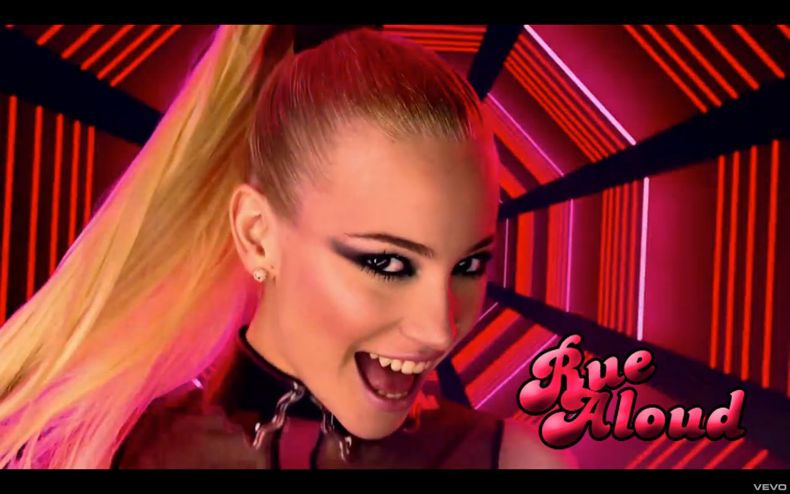 PIXIE LOTT - KISS THE STARS LYRICS