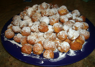 Castagnole Ripiene di Crema Pasticcera