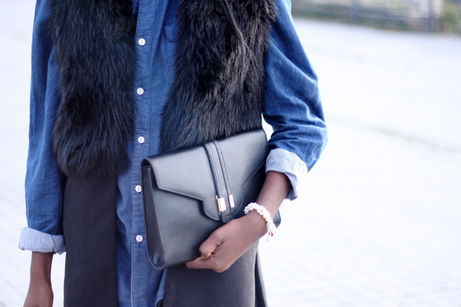 blog mode, blogueuse mode, blogueuse bordelaise, blogueuse bordelaise noire, veste noir manches courtes sheinside, pochette asos, pull h&m moutard, pantalon mango noir, baskets reebok princess blanche, chemise en jean homme asos, slim noir h&m, bordeaux, ootd, olivia, tenue du jour, olivia blog mode, the daily women blog mode, blogueuse mode, blogueuse bordelaise, blogueuse bordelaise noire, veste noir manches courtes sheinside, pochette asos, pull h&m moutard, pantalon mango noir, baskets reebok princess blanche, chemise en jean homme asos, slim noir h&m, bordeaux, ootd, olivia, tenue du jour, olivia blog mode, the daily women