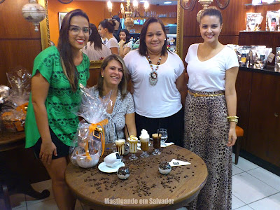 Lucca Cafés Especiais: I Campeonato de Blogueiras Baristas Lucca Cafés Especiais: I Campeonato de Blogueiras Baristas