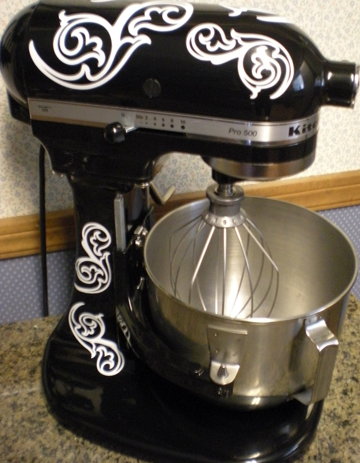 Santa's Gift Shoppe YearRound Updating your Kitchen Mixer with Damask