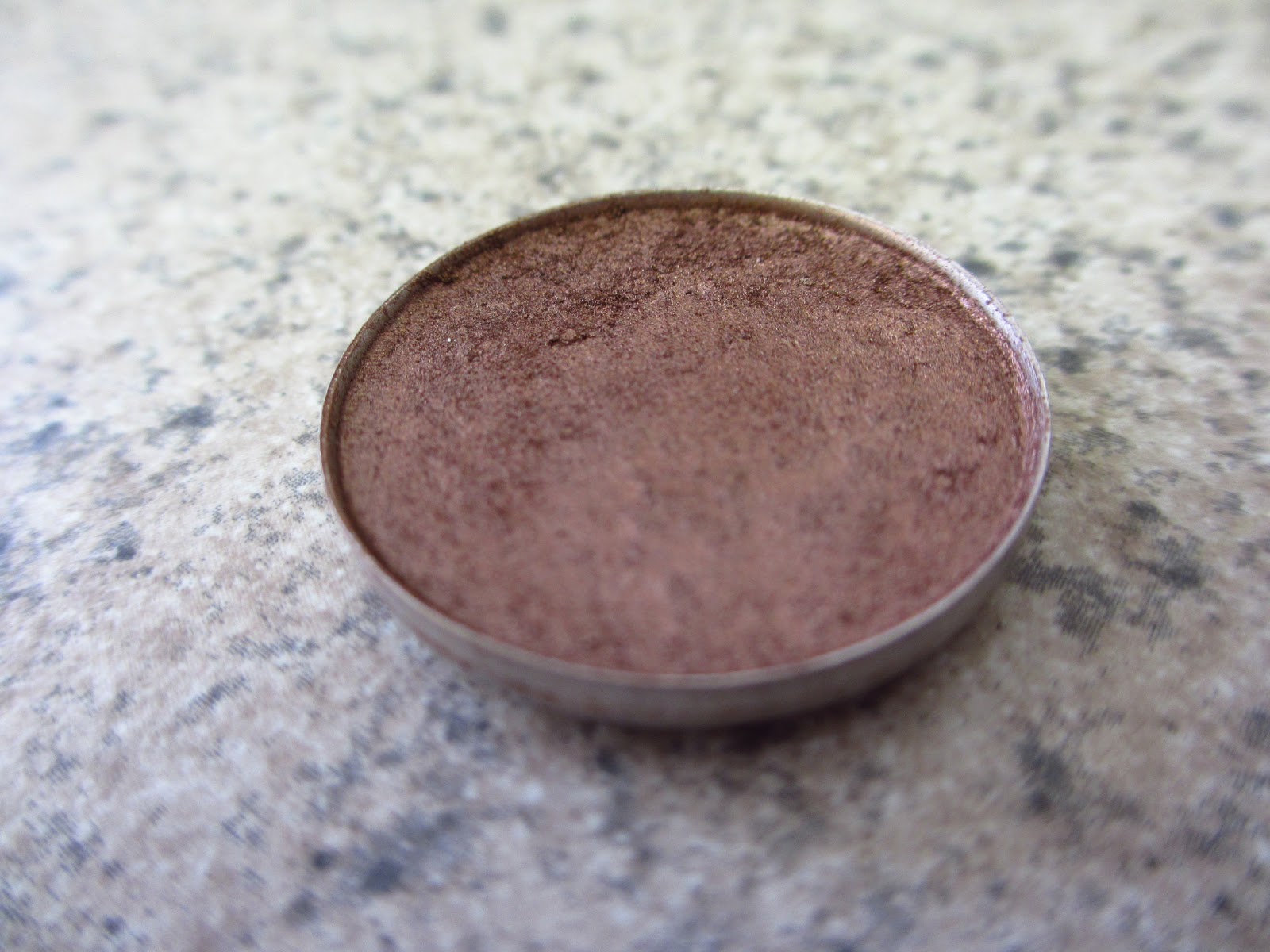 Eyeshadow Addicts Anonymous TOP 10 MAC EYESHADOWS FOR GREEN EYES