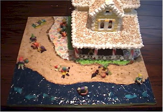 Heceta Beach Gingerbread House by Loreta Wilson (Ultimate Gingerbread) Heceta Beach Gingerbread House by Loreta Wilson (Ultimate Gingerbread)