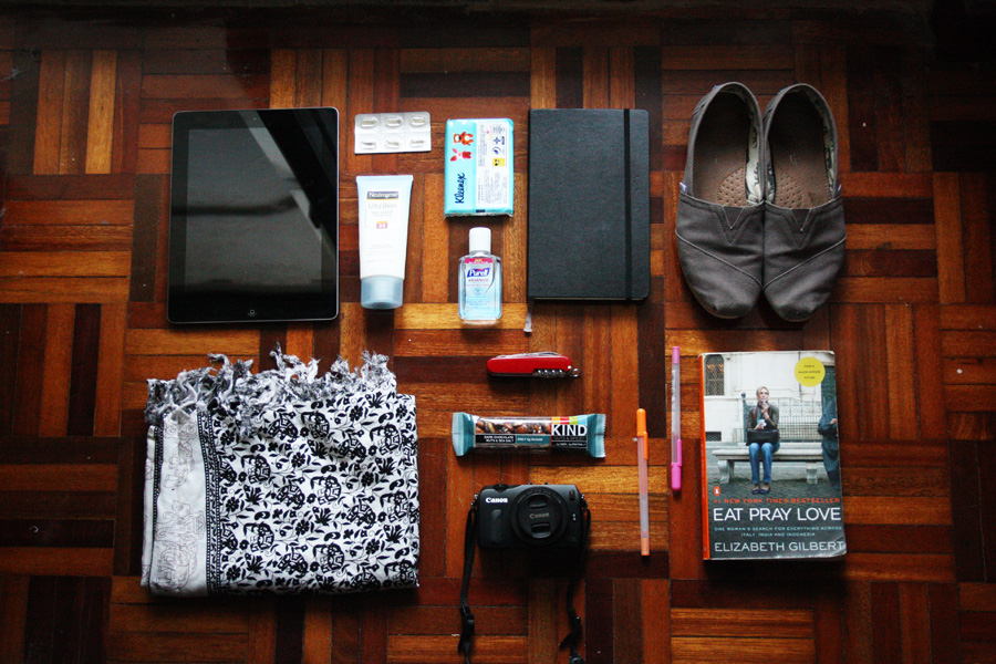 ink + adventure packing list my 12 travel essentials