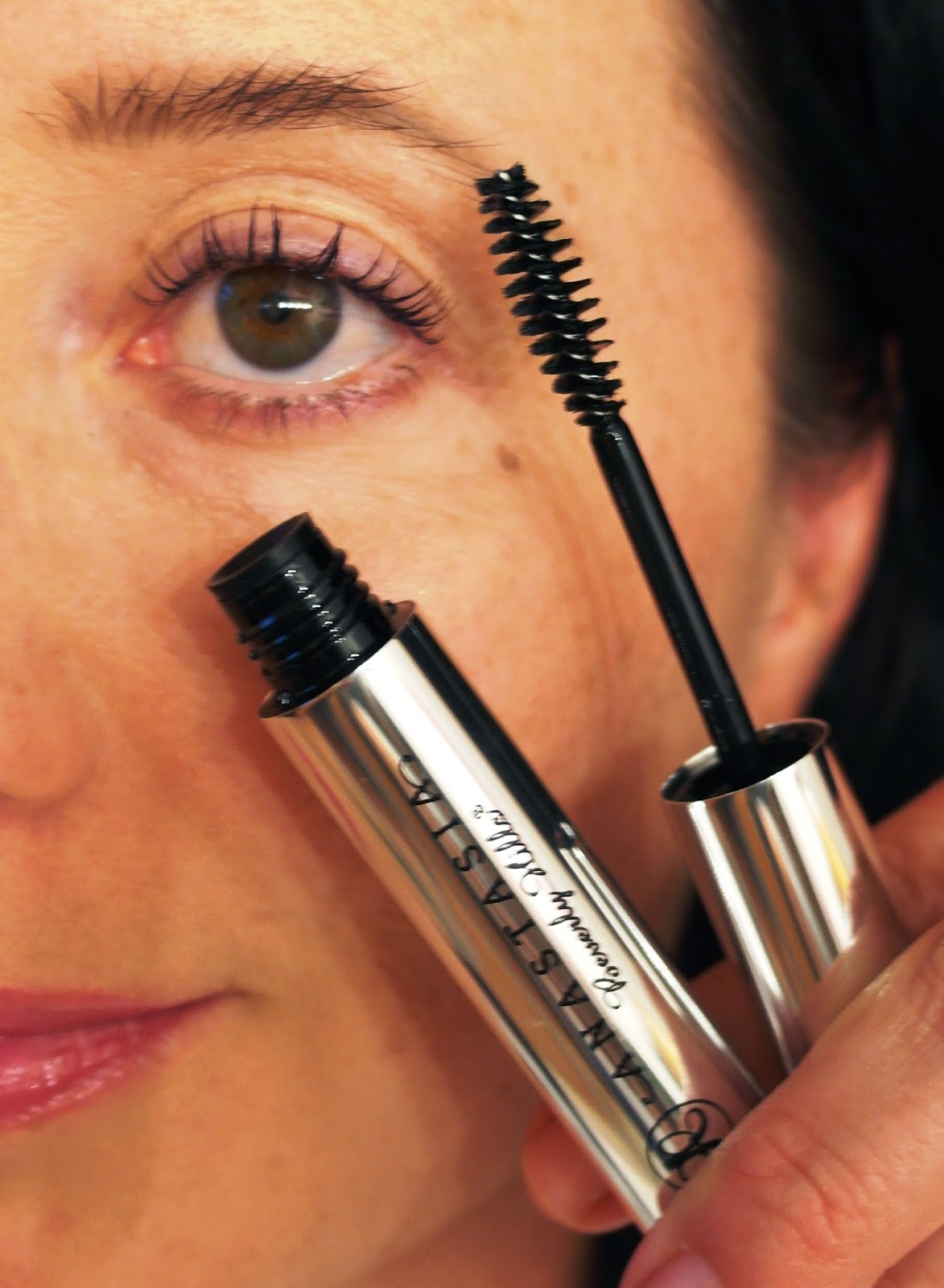 Makeup University Inc ULTA Beauty 21 Days of Beauty day 2 with Anastasia Bold Brows Kit