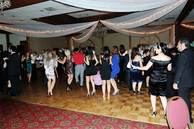 GotPrint holiday party dance floor with staff dancing