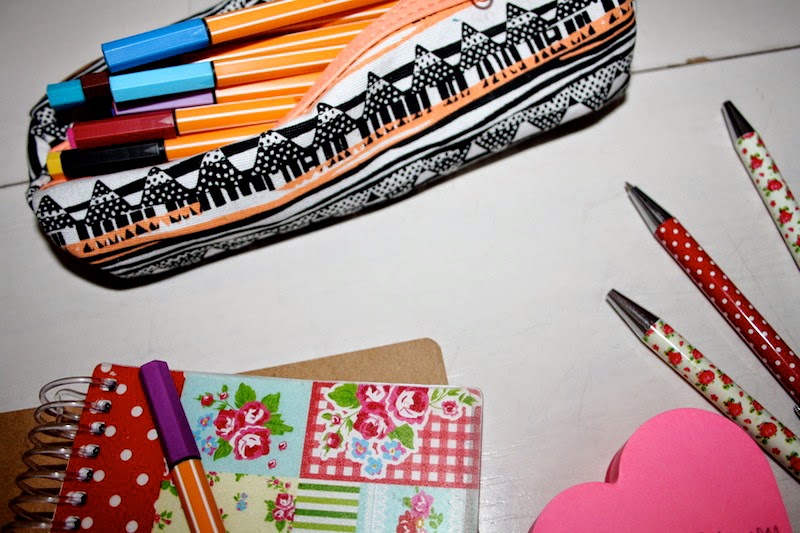 REVIEW My Stationary Problem featuring Viking Direct PRETTY YOUNG THING