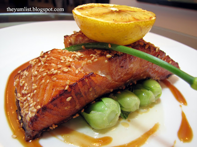 Blackened Salmon Best Western Premier, Tapas, Mediterranean, Asian, Spanish, best restaurant, poolside, Hugos on 6