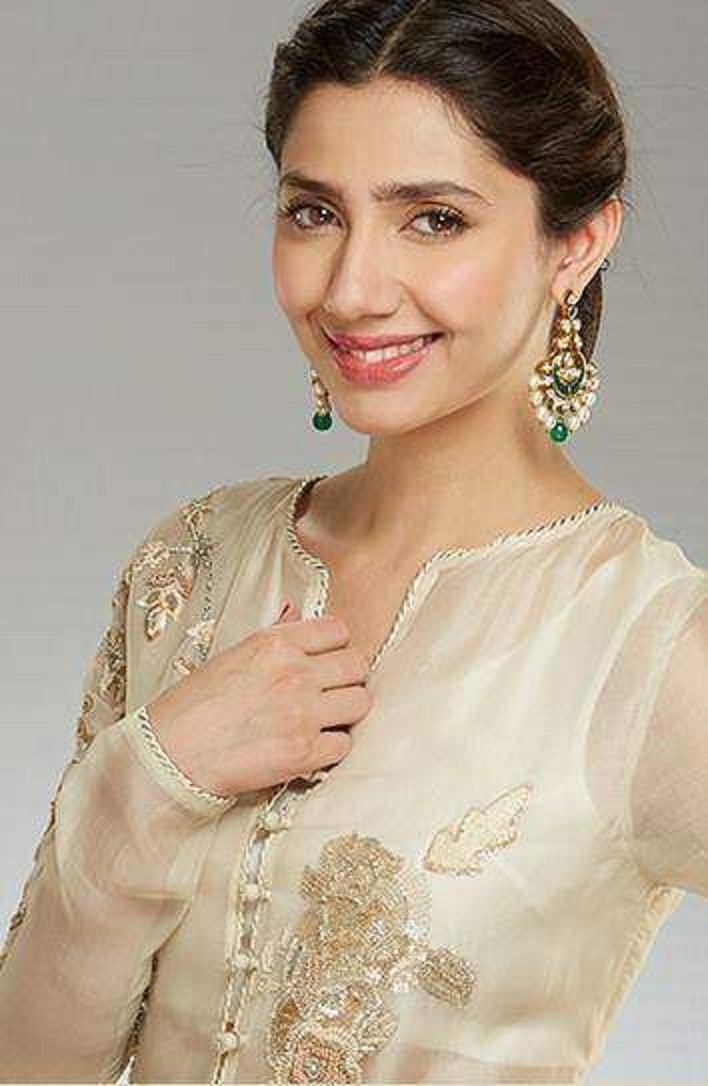 Beautiful Mahira Khan HD Wallpaper - all 4u stars wallpaper