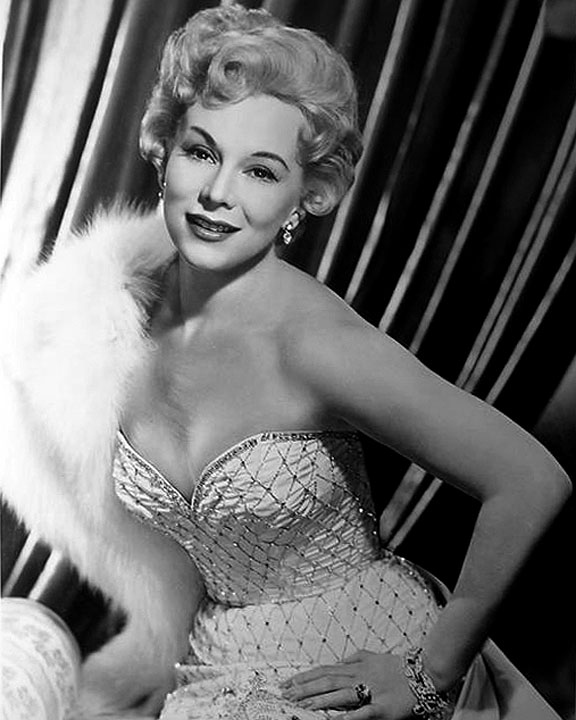 Dazzling Divas: Eva Gabor