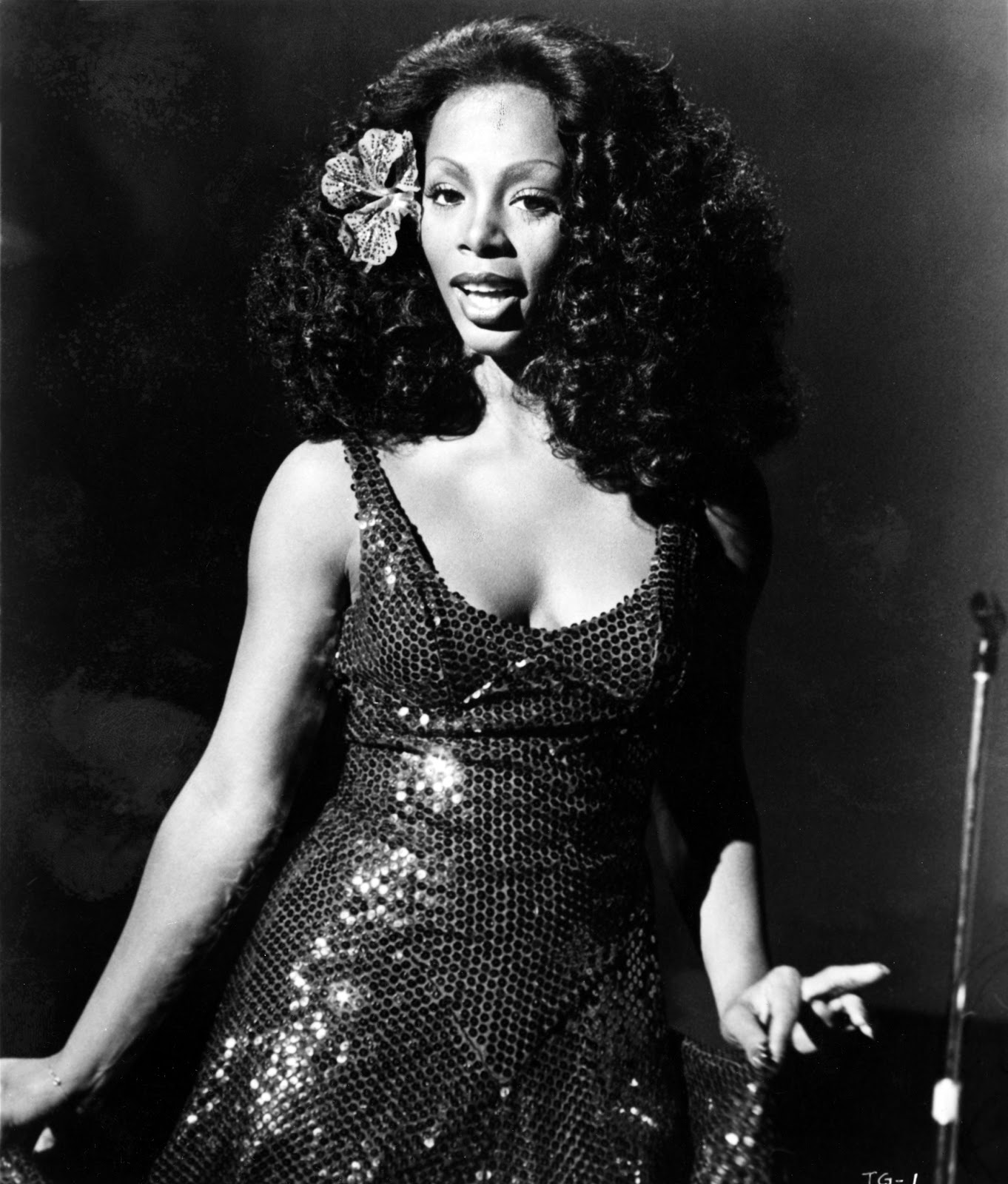 DONNA SUMMERS QUEEN OF THE 1980S AND 1990S Donna+summers+in+thank+god+it%2527s+friday