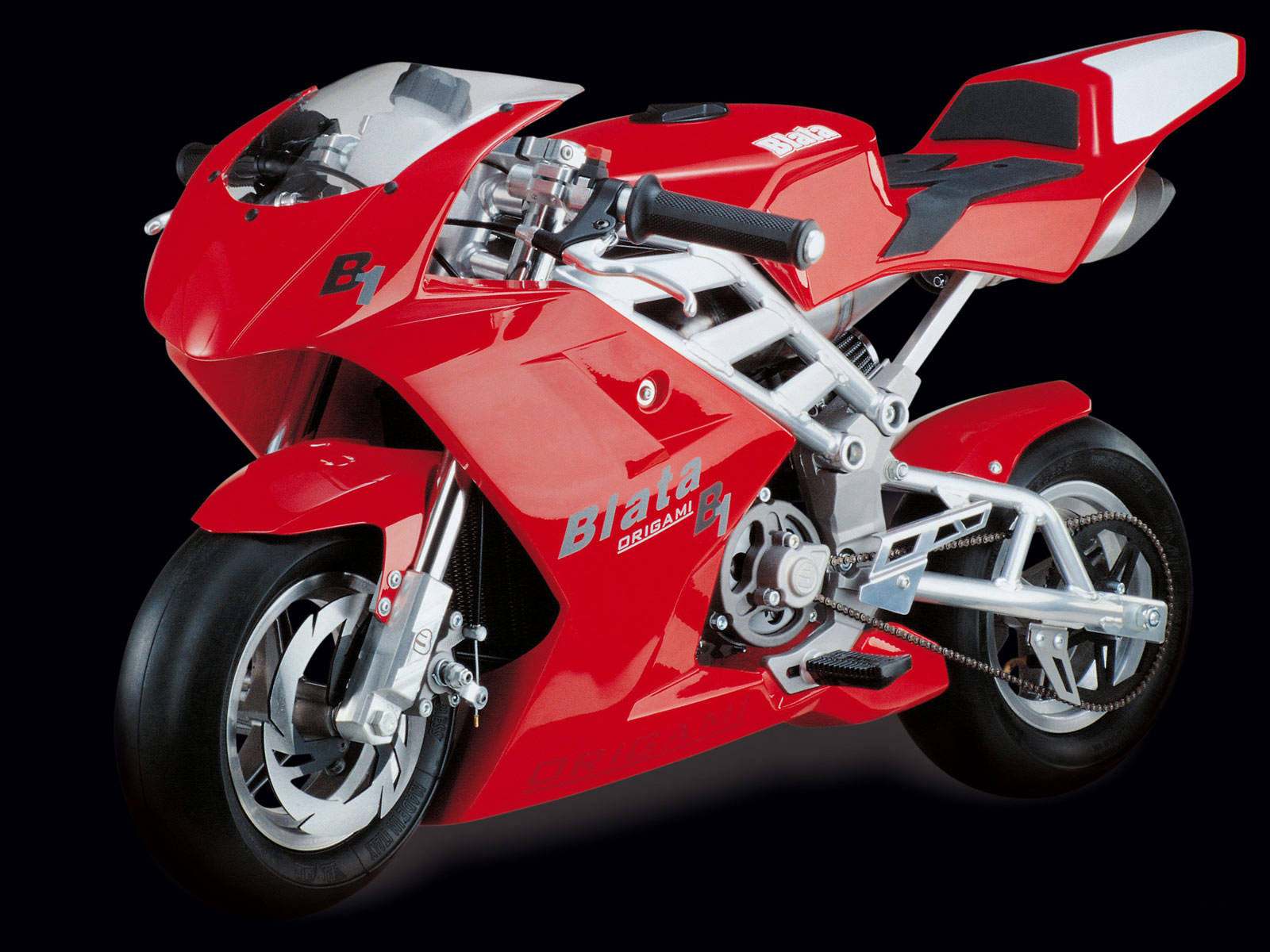 http://4.bp.blogspot.com/-ub5qBHyVsLg/TqEYo6vitkI/AAAAAAAAJiU/gu3SxxfWUug/s1600/Blata_Origami_B1_motorcycle-desktop-wallpapers.jpg