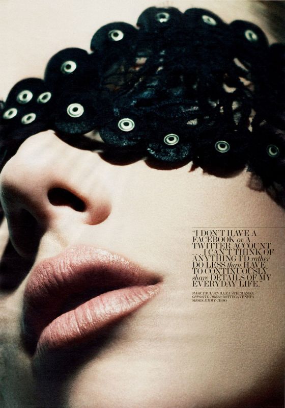 Scarlett Johansson by Solve Sundsbo for Interview Magazine December 2011 cabelo curto