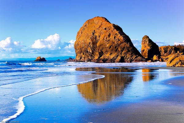 Beautiful Beach Scenery Widescreen HD Desktop Backgrounds