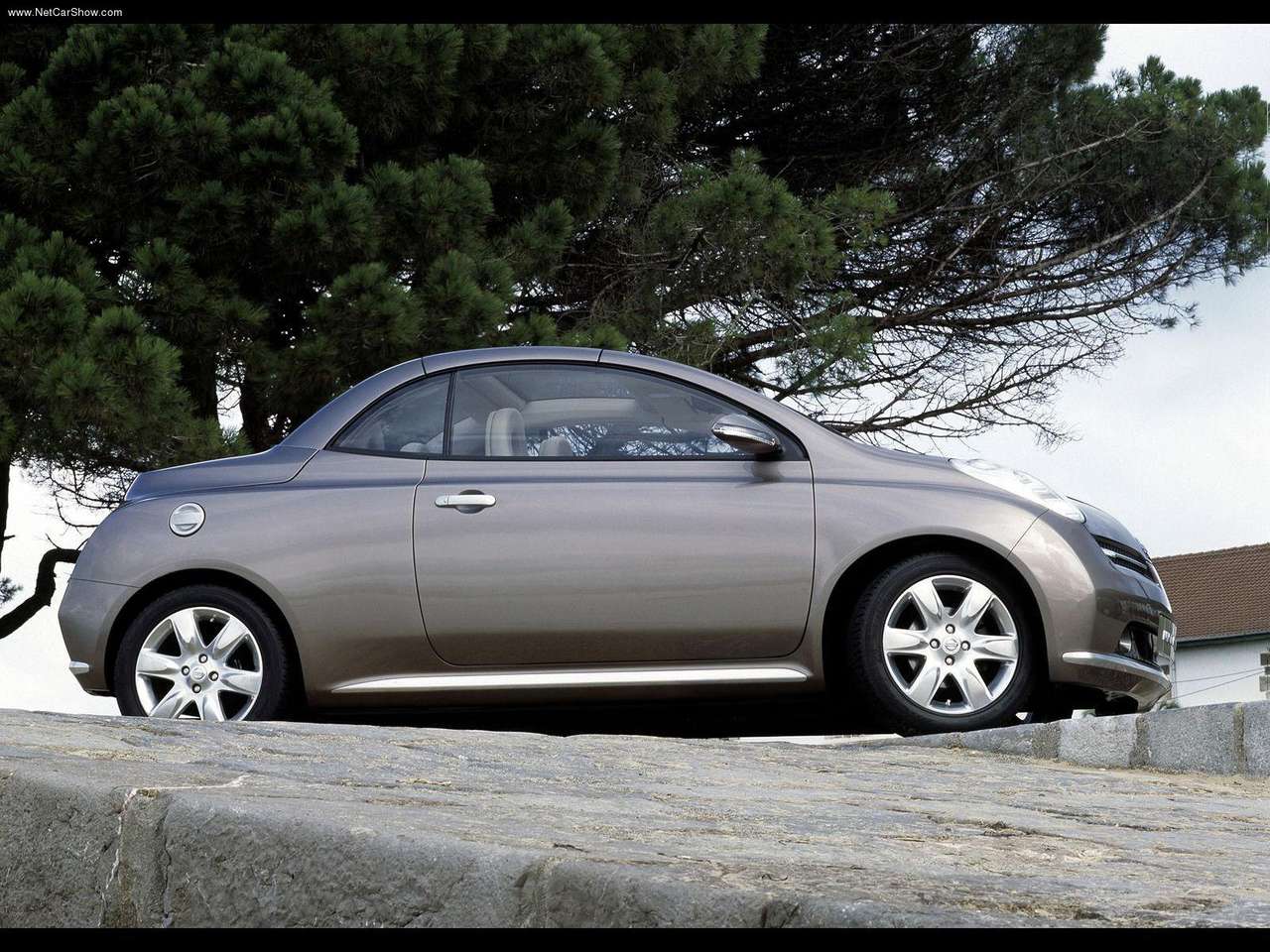 http://4.bp.blogspot.com/-ud8JSZE3dmw/TYDEPBA1bwI/AAAAAAAAGII/_zYwtzAQGX0/s1600/Nissan-Micra_C%252BC_Concept_2002_1280x960_wallpaper_07.jpg